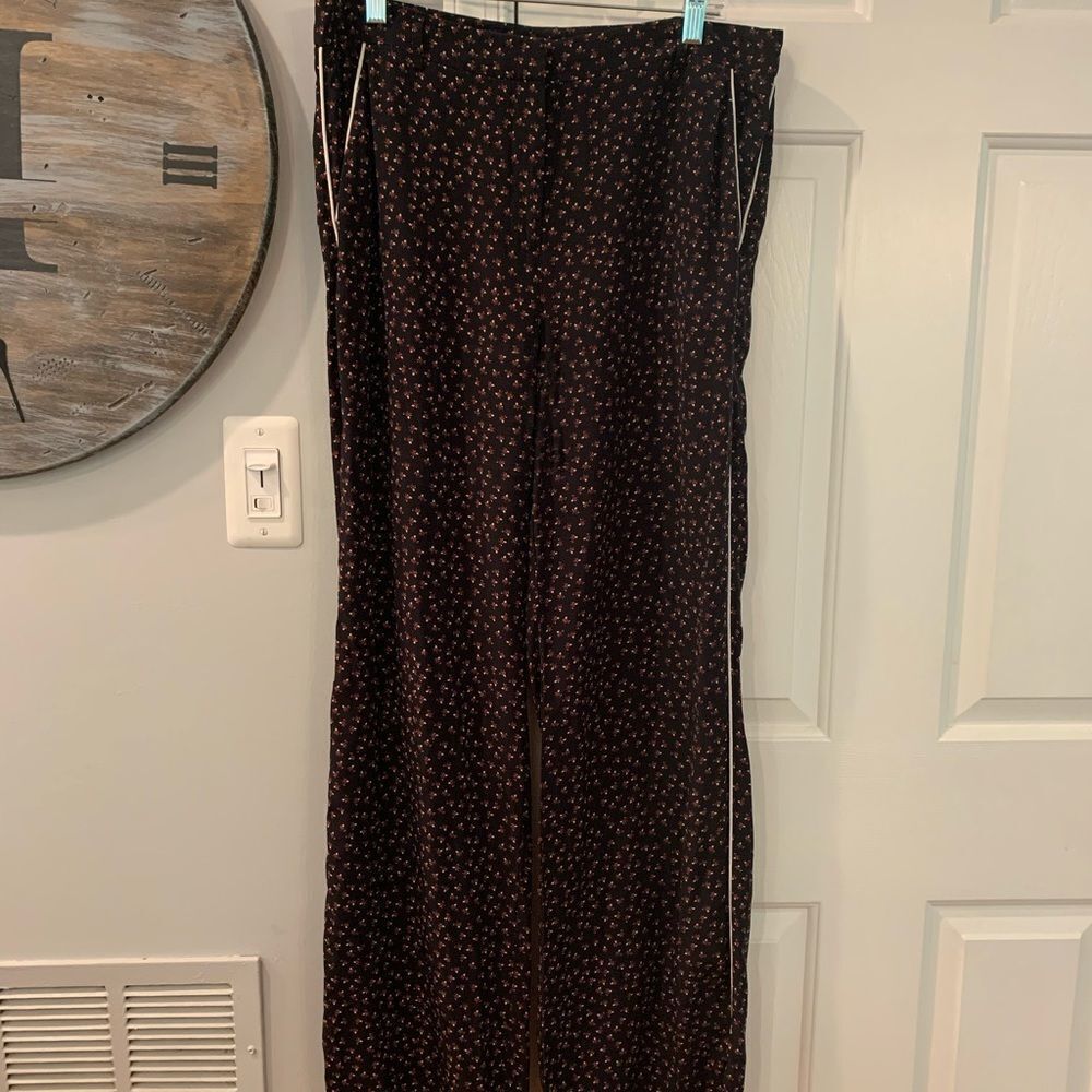 Nicholas the brand Pajama Style Flowy Pants sz 10